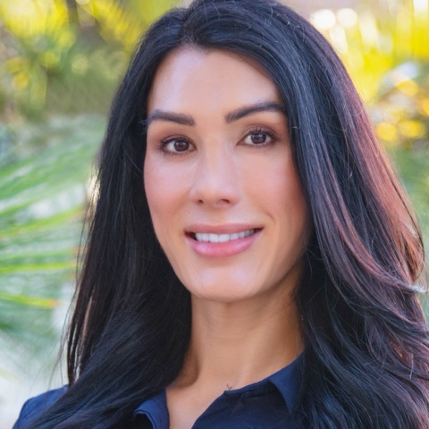 Alicia Navarro, M&A Advisor